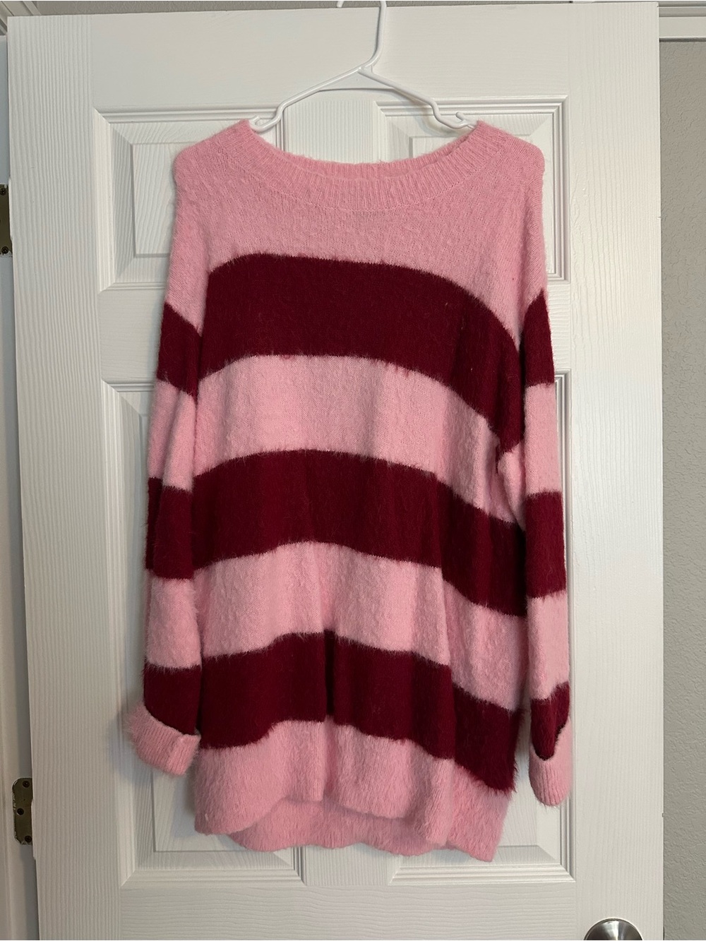Universal Thread Striped Pink & Burgundy Women's Sweater